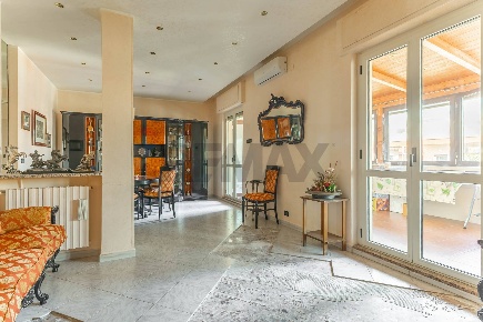 Foto Attico in Viale Japigia 31, Bari Japigia di 160 m² con 5 locali