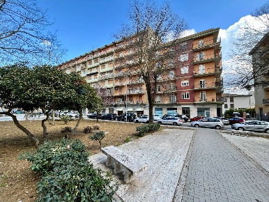 Foto Appartamento in Via Dante Alighieri 35, Caltagirone Centro di 159 m²