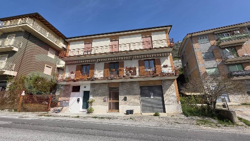 Foto Case semi ndipendenti in Via Magni, Arce Centro di 250 m² in vendita