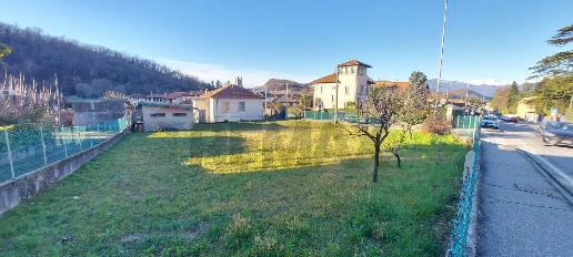 Foto Terreno residenziale in Via Dante Alighieri, Cittiglio Centro