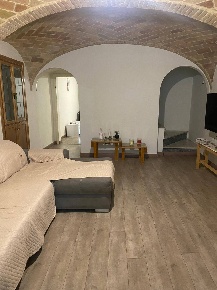 Foto Casa indipendente in VIA DELLA FONTANA, Teramo Centro di 245 m²