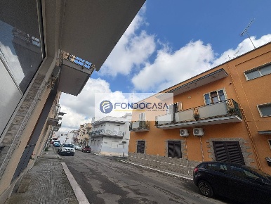 Foto Appartamento in Via Giuseppe Gabrieli 34, Lecce Pranzo di 147 m²