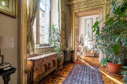 Foto Appartamento in Via  Cernaia 40, Torino Cittadella di 245 m²