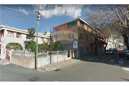 Foto Casa indipendente in Corso Umberto 104, Dorgali Centro di 360 m²