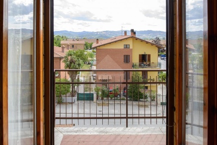 Foto Appartamento in Piazza Guglielmo Marconi, Gubbio Centro di 60 m²