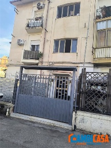 Foto Appartamento a Palermo Montegrappa di 60 m² con 3 locali in vendita