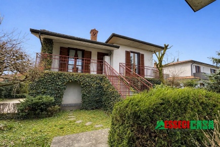 Foto Villa unifamiliare in Via ariberto, Arzago d'Adda Centro di 146 m²