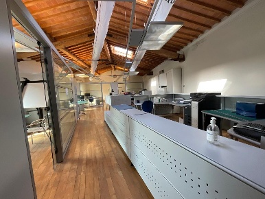 Foto Ufficio a Pontedera Villaggi, Bellaria di 245 m² con 4 locali