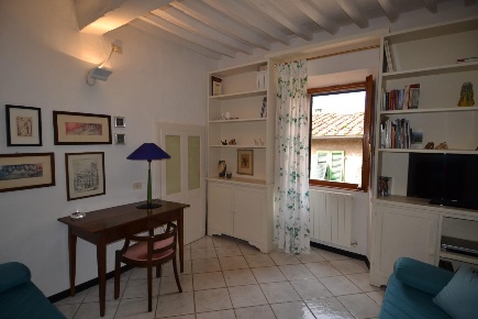 Foto Appartamento a Campiglia Marittima Centro di 65 m² con 3 locali