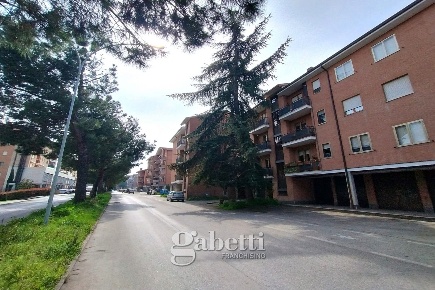 Foto Appartamento in Carducci, Campobasso Vazzieri di 135 m² con 5 locali