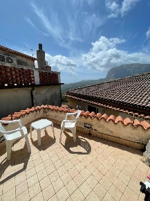 Foto Casa indipendente in Rupe Tarpea, Roccagloriosa Centro di 177 m²