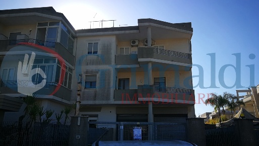 Foto Negozio in ITALIA, Francavilla Fontana di 105 m² con 3 locali