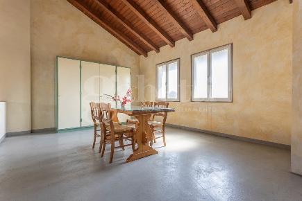 Foto Villa bifamiliare in Via Canedi 16, Cordovado di 150 m² con 9 locali