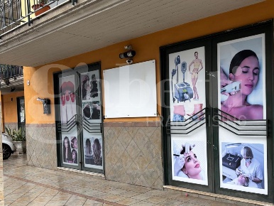 Foto Negozio in Via Santa Lucia 15, Angri Centro di 48 m² con 3 locali