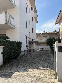 Foto Appartamento in VIA PANARO, Alba Adriatica di 70 m² con 3 locali