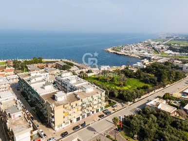 Foto Appartamento in Via Bari 140, Giovinazzo di 100 m² con 4 locali