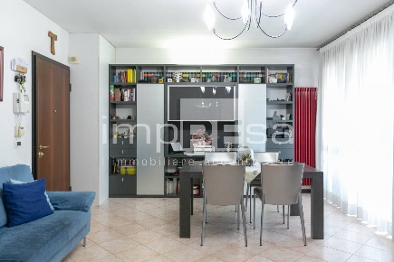 Foto Appartamento in via Dei Tulipani, Venezia di 115 m² con 4 locali