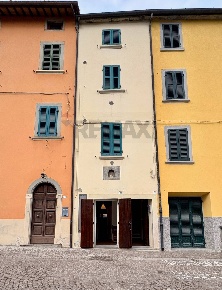 Foto Case semi ndipendenti in VIA ROMA 28, Tredozio di 191 m² con 6 locali