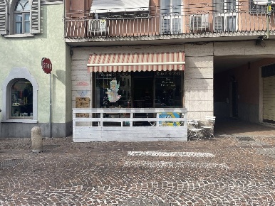 Foto Bar a Darfo Boario Terme Centro di 70 m² con 2 locali in vendita
