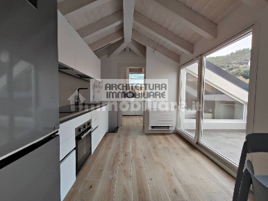 Foto Appartamento in VIA ACCINELLI, Varazze Centro di 70 m² con 4 locali