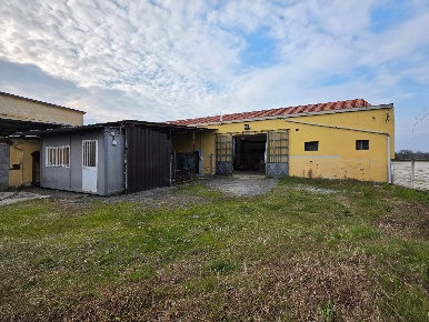 Foto Capannone industriale in Via Banna 2, San Francesco al Campo di 225 m²
