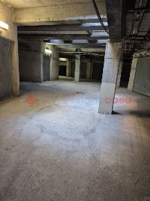 Foto Box in Piazza adda 22, Siracusa Gelone - Cadorna di 22 m² in vendita