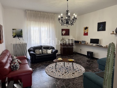Foto Appartamento a Termoli Centro di 112 m² con 4 locali in vendita