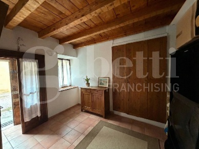 Foto Casa indipendente in Via Pesarola 42, Rezzato di 53 m² con 2 locali