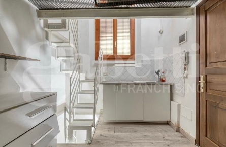 Foto Appartamento in Via Cartoleria 24, Bologna Santo Stefano di 24 m²