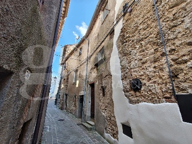 Foto Appartamento in Via Giuseppe Verdi snc, Giove di 102 m² con 4 locali