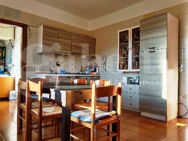 Foto Appartamento in Via Marconi snc, Rende Quattromiglia di 120 m²