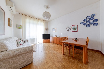 Foto Appartamento in Via Cuore Immacolato Di Maria 4, Milano di 95 m²