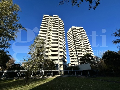 Foto Appartamento in ZAGO, Bologna San Donato di 155 m² con 5 locali