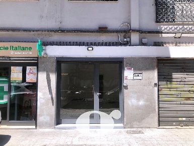 Foto Negozio in ANNIBALE MARIA DI FRANCIA, Napoli di 32 m² con 1 locali