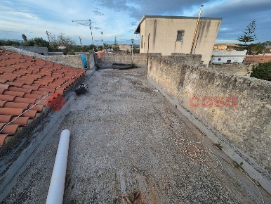 Foto Villa unifamiliare in Traversa cefalino snc, Siracusa Tivoli di 146 m²