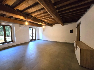 Foto Ufficio a Colle di Val d'Elsa Colle Bassa, Via Gramsci di 67 m²