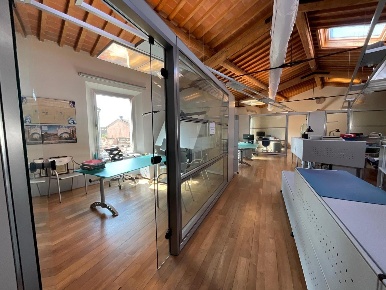 Foto Ufficio a Pontedera Villaggi, Bellaria di 180 m² con 2 locali