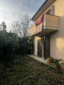 Foto Villa unifamiliare a San Giuliano Terme Arena Metato di 110 m²