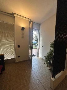 Foto Ufficio a Empoli Serravalle - Tinaia di 110 m² con 5 locali in vendita