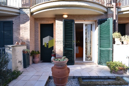 Foto Villa a schiera a Pisa Tirrenia di 110 m² con 5 locali in vendita