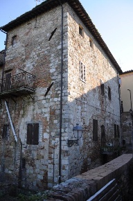 Foto Appartamento a Colle di Val d'Elsa Colle Alta, Borgo Nuovo di 250 m²