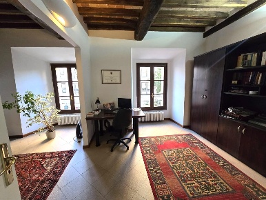 Foto Ufficio a Colle di Val d'Elsa Colle Bassa, Via Gramsci di 143 m²