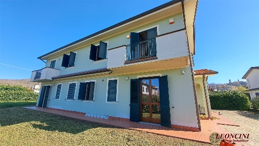 Foto Villa unifamiliare in Via Piano di Mocrone, Villafranca in Lunigiana