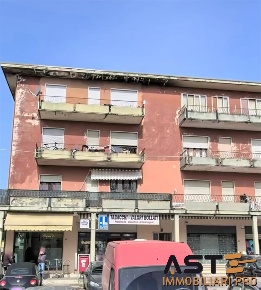 Foto Appartamento in Via Fabiani, Vicenza San Pio X con 6 locali in vendita