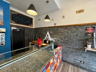 Foto Bar a Verona Borgo Venezia di 50 m² con 2 locali in vendita