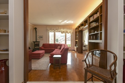 Foto Appartamento in Via Rio Vallero 7, Pino Torinese di 195 m² in vendita
