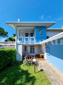 Foto Villa a schiera in Viale Cormor 83, San Michele al Tagliamento Bibione