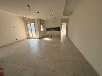 Foto Appartamento in Via delle Olimpiadi 7, Aci Catena Centro di 99 m²