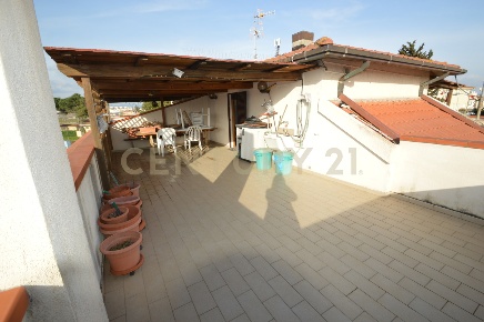 Foto Appartamento in Via Giovanni Verga 11, Grosseto di 103 m² con 4 locali