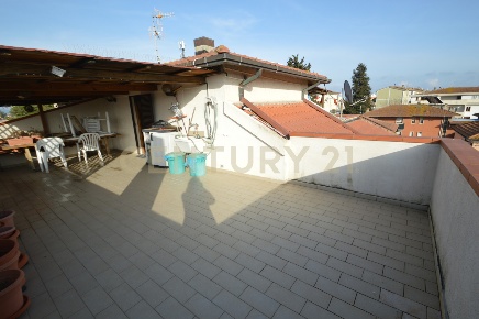 Foto Appartamento in Via Giovanni Verga 11, Grosseto di 103 m² con 4 locali